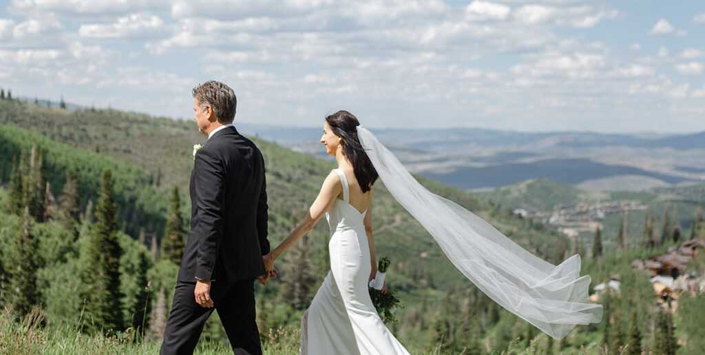 bride-groom-banner-summer-destination-wedding-planner