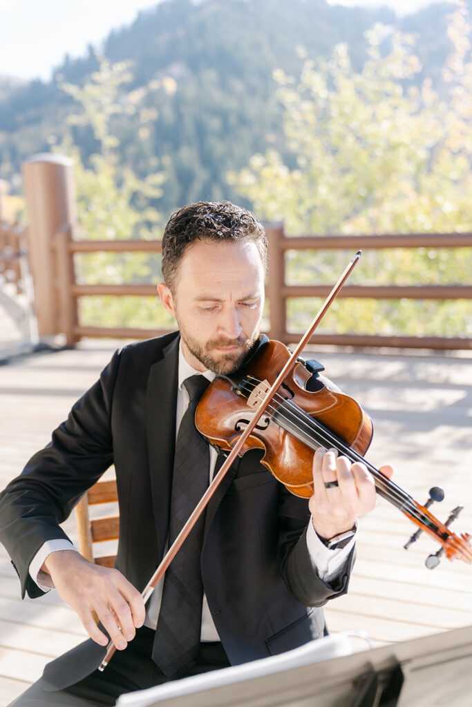 violin-musician-wedding-live-music-park-city-wedding-planner-deer-valley-utah