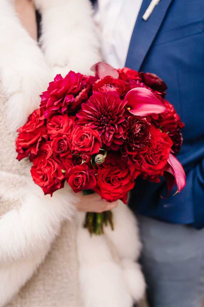 bridal-bouquet-autumn-destination-wedding