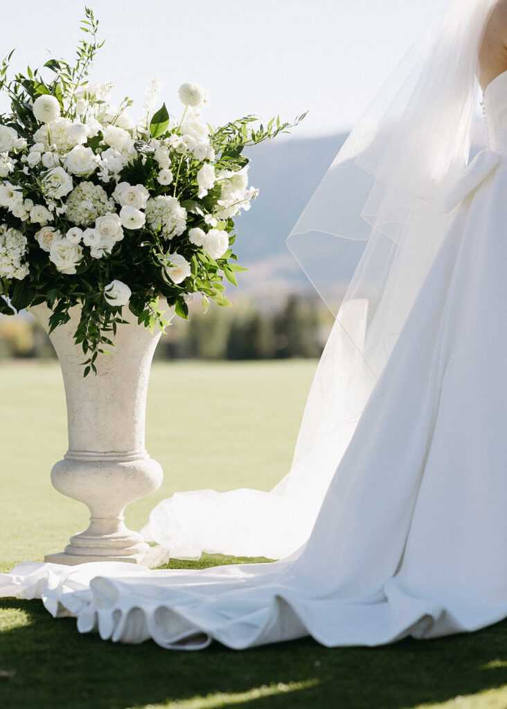 wedding-ceremony-flowers-white-greenery-romantic-arrangement